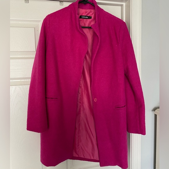 PANDORA Pink Coat - Picture 3 of 6